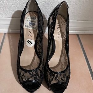 Guess lace shoes